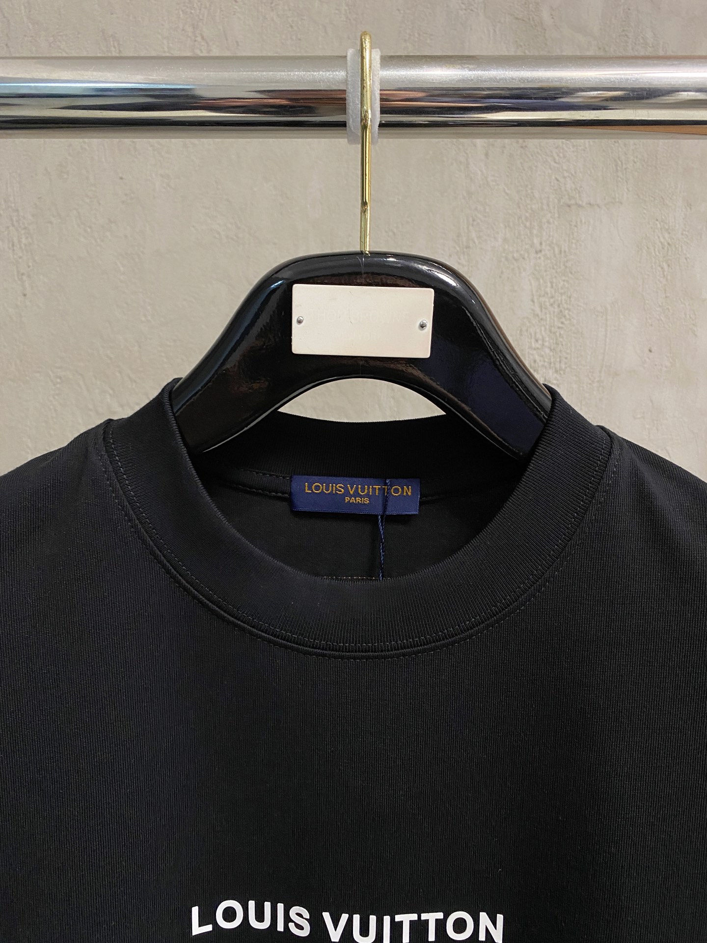 short sleeves
